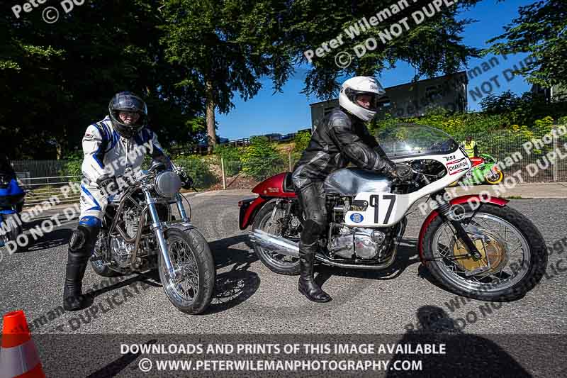 Vintage motorcycle club;eventdigitalimages;mallory park;mallory park trackday photographs;no limits trackdays;peter wileman photography;trackday digital images;trackday photos;vmcc festival 1000 bikes photographs